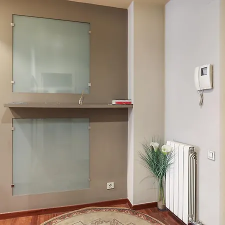 Quiet, Comfy And Central! Paseo De Gracia Lejlighed